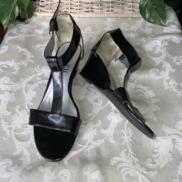 Sam & Libby Black Patent Faux Leather Open Toe 2.5” Wedge Sandals 8.5 - Picture 2 of 9